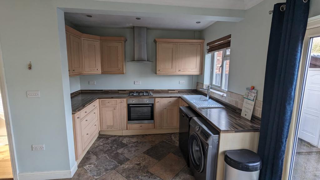 House in Beeston - View 3