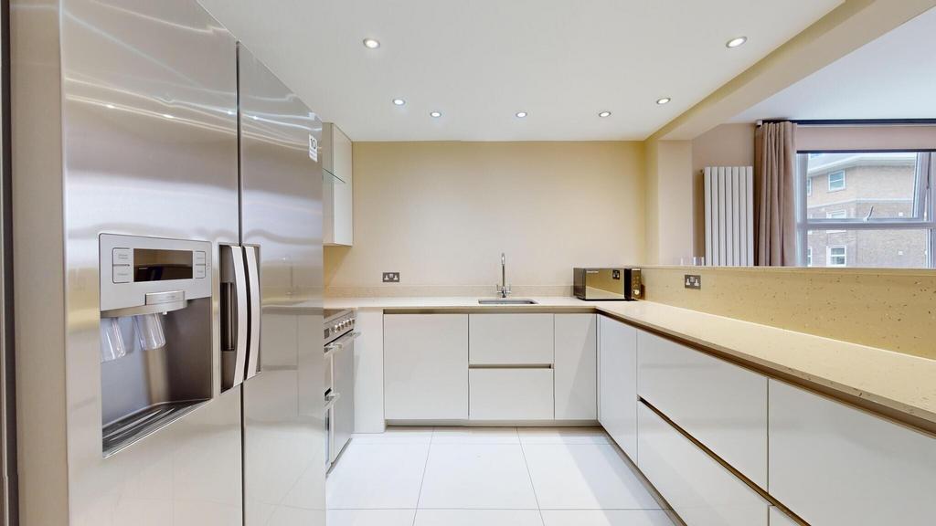 Apartment in London - View 2