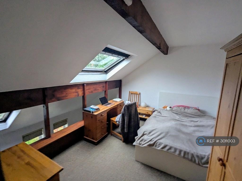 House in York - View 4