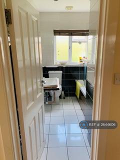 4 bedroom maisonette to rent, Chalvey Park, Slough, SL1
