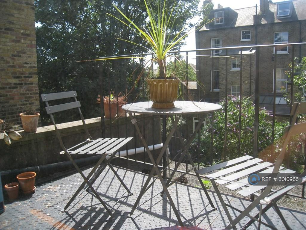 Apartment in London, Brownswood Park, Stoke Newington - View 2