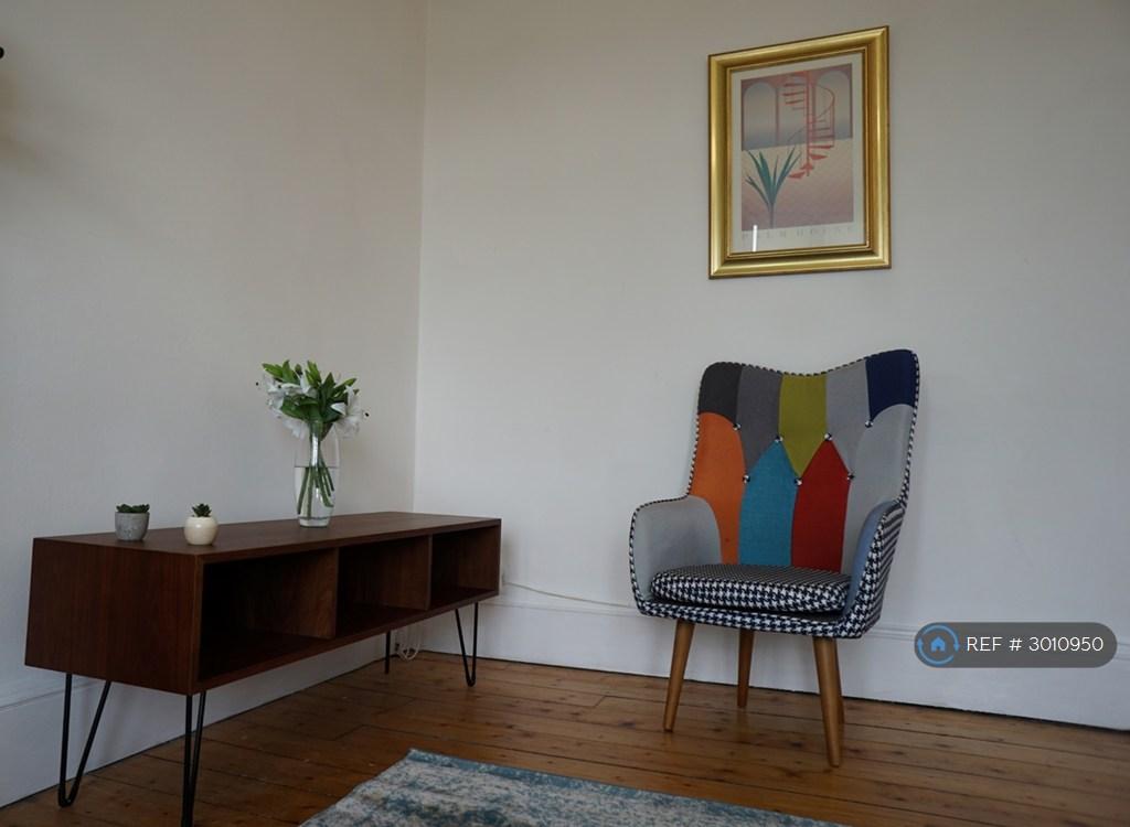 Apartment in Glasgow - View 4