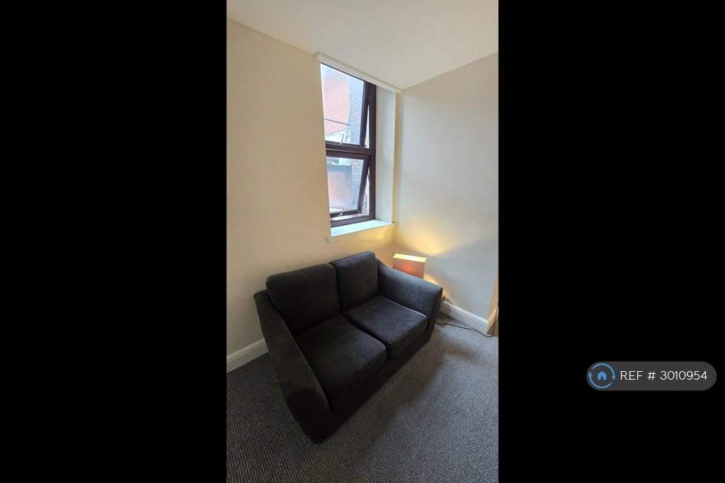Apartment in Liverpool - View 5