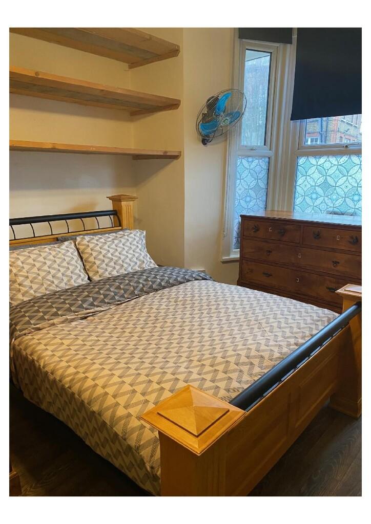 Apartment in London - View 5