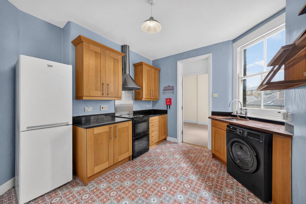 Apartment in London - View 2