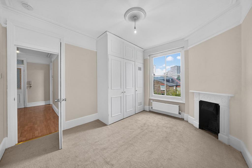 Apartment in London - View 4