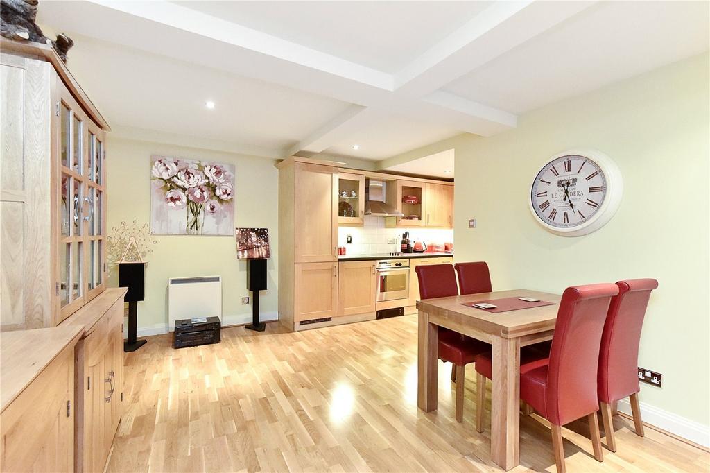 Apartment in London - View 2