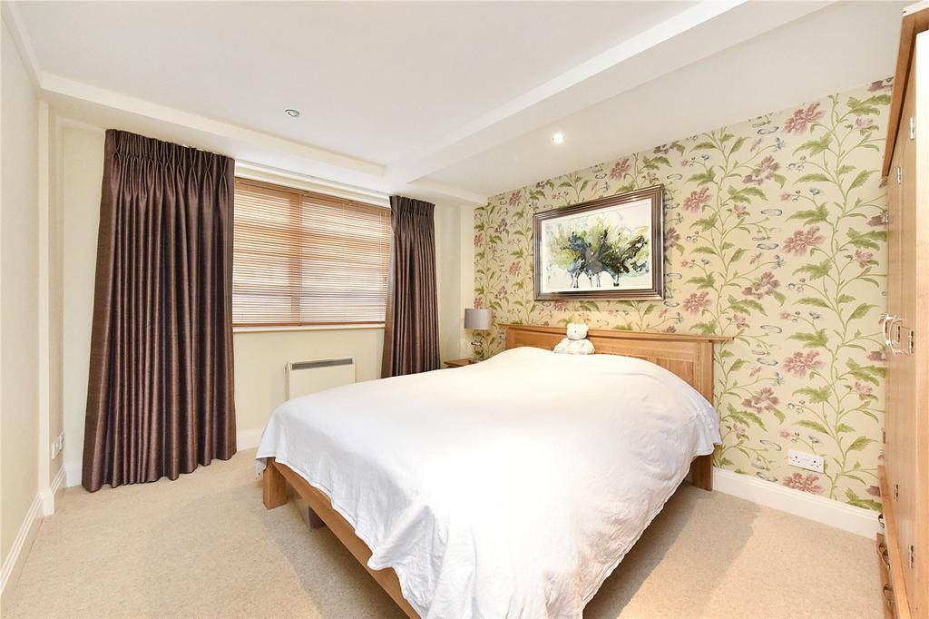 Apartment in London - View 3