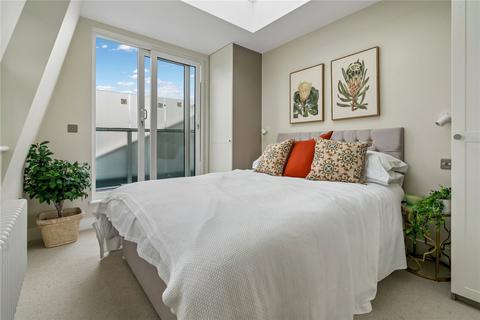 1 bedroom apartment for sale, Lower Richmond Road, SW15