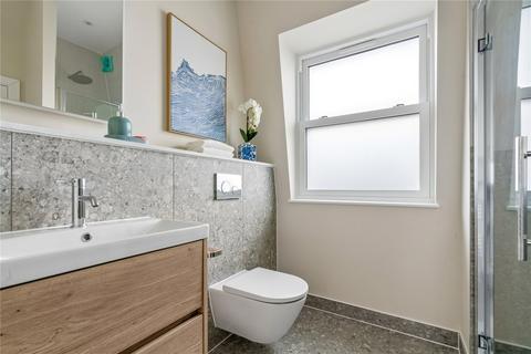 1 bedroom apartment for sale, Lower Richmond Road, SW15