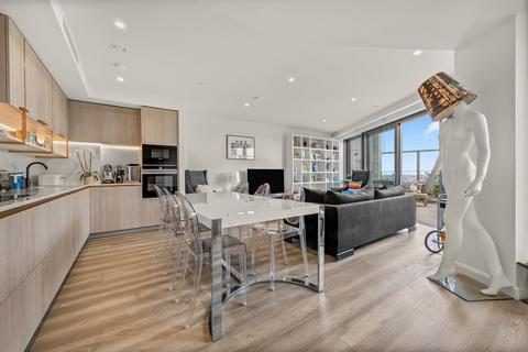 3 bedroom flat for sale, Marsh Wall, London, E22
