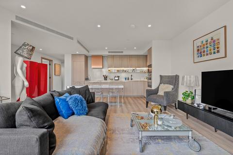 3 bedroom flat for sale, Marsh Wall, London, E22