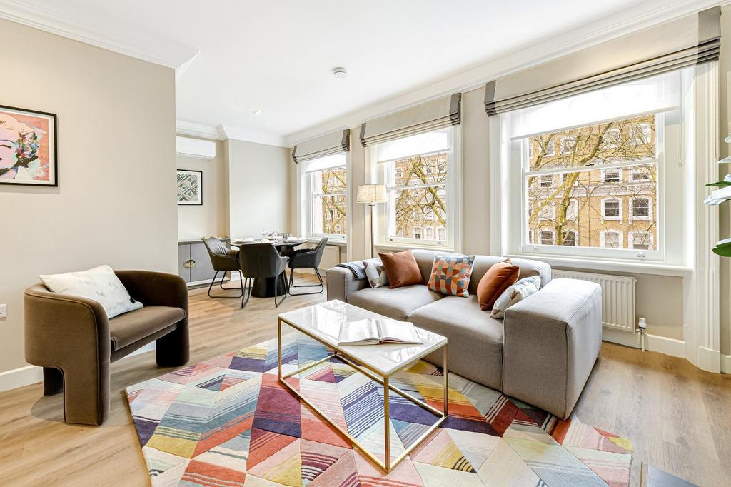 House in London - View 2