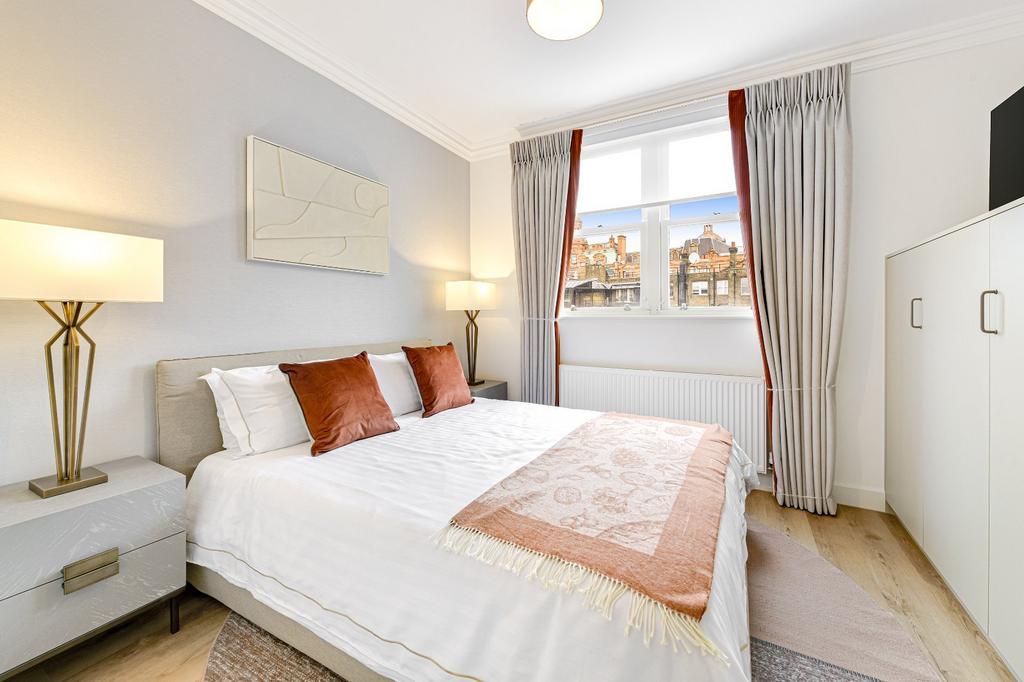 House in London - More