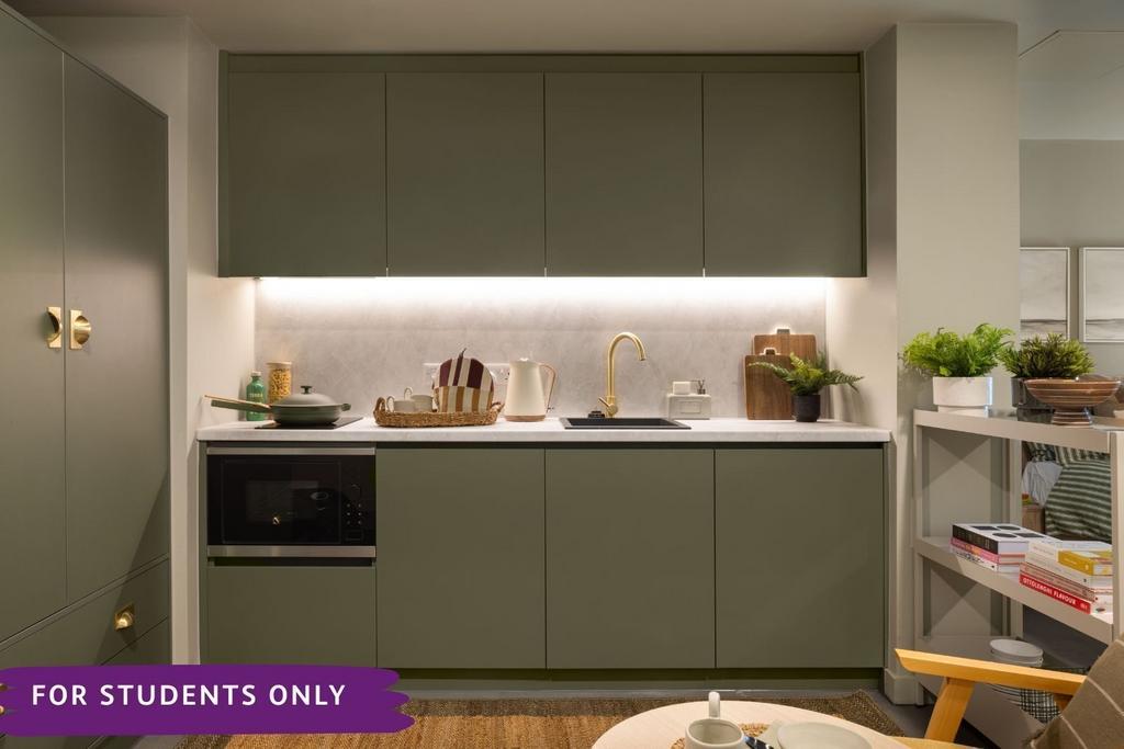 Apartment in Leeds - View 3