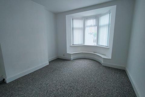 3 bedroom semi-detached house to rent, St. Barnabas Road, Leicester