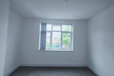3 bedroom semi-detached house to rent, St. Barnabas Road, Leicester