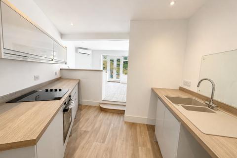 2 bedroom apartment to rent, Bodmin Road, St. Austell, Cornwall, PL25