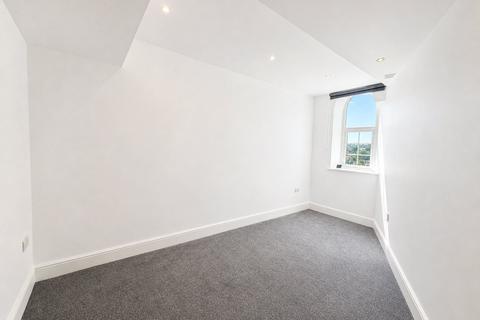 2 bedroom apartment to rent, Bodmin Road, St. Austell, Cornwall, PL25