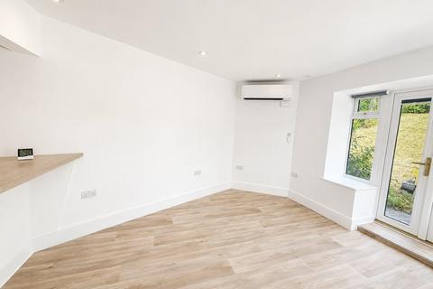 2 bedroom apartment to rent, Bodmin Road, St. Austell, Cornwall, PL25
