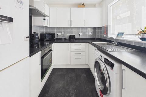 1 bedroom retirement property for sale, The Oaks, Kimberley Close, Langley, Berkshire, SL3