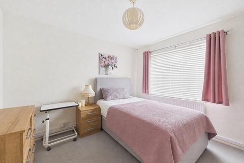 1 bedroom retirement property for sale, The Oaks, Kimberley Close, Langley, Berkshire, SL3