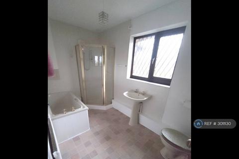 2 bedroom bungalow to rent, Barley Mow Lane, Bromsgrove, B61