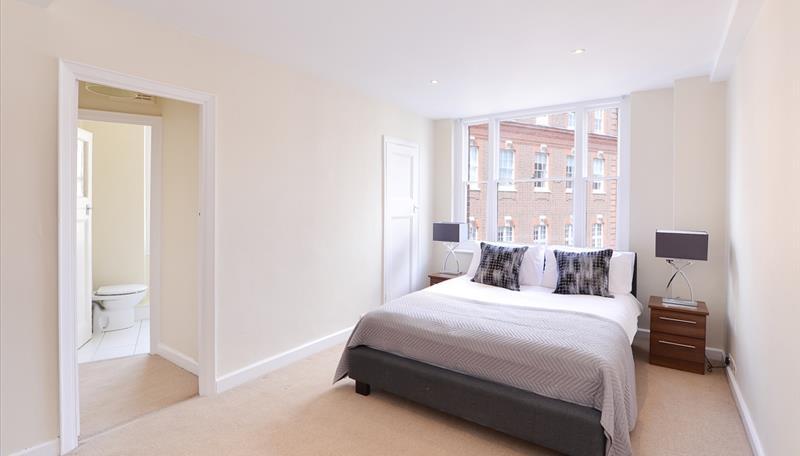 Apartment in London - View 5