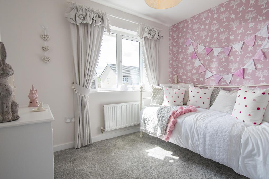 House in Kilwinning - More