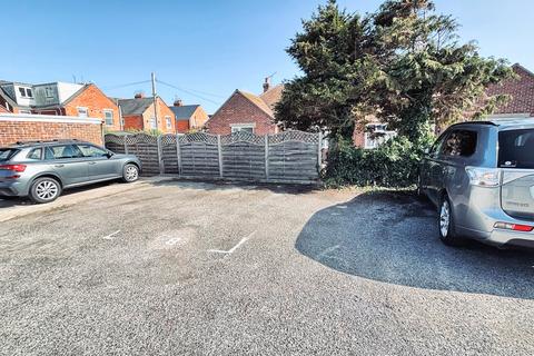 2 bedroom terraced bungalow for sale, Montrose Close, Portland