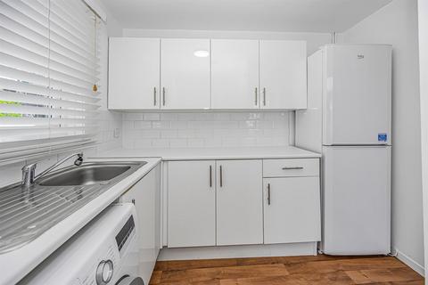 2 bedroom end of terrace house for sale, Mapleton Road,Chingford