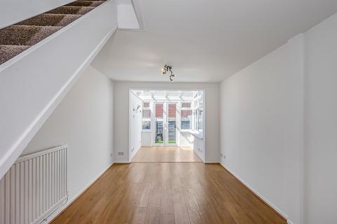 2 bedroom end of terrace house for sale, Mapleton Road,Chingford