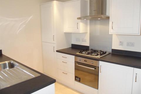 2 bedroom house to rent, Roscoff Road, Dawlish, EX7