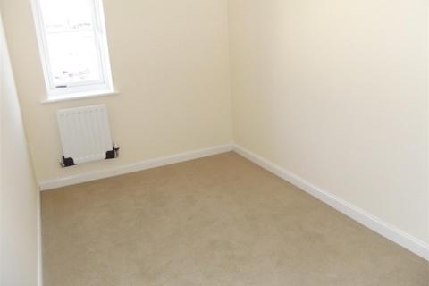 2 bedroom house to rent, Roscoff Road, Dawlish, EX7