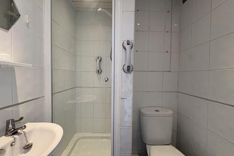 1 bedroom flat to rent, Cliff Place, Bispham FY2