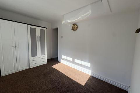 1 bedroom flat to rent, Cliff Place, Bispham FY2