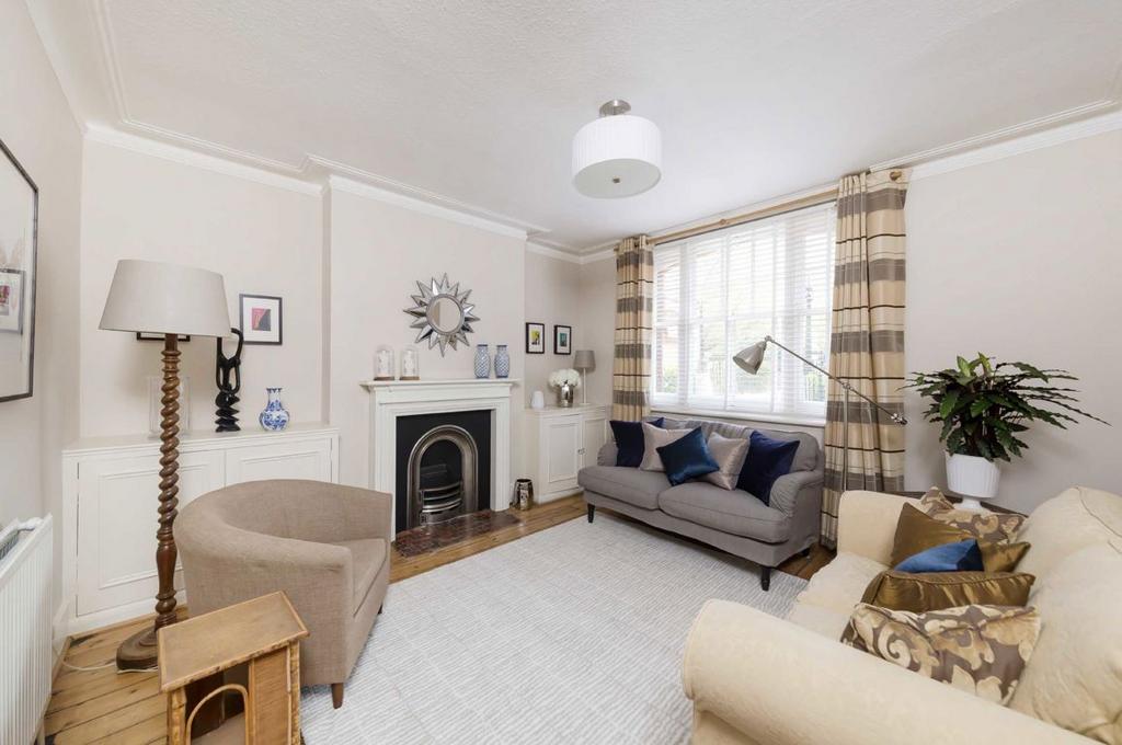 Apartment in London - View 2