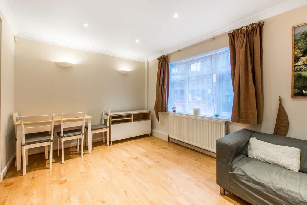 House in London - View 4