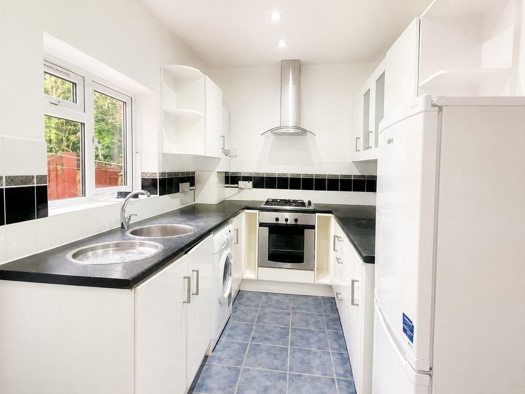 Apartment in Thornton Heath - View 4