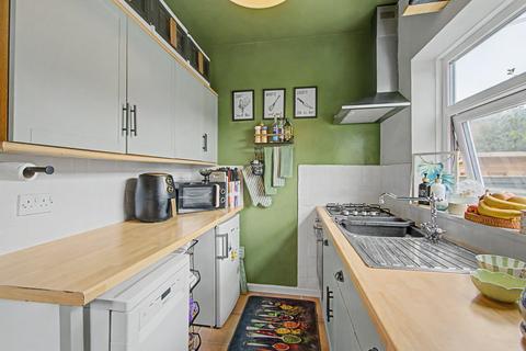 2 bedroom semi-detached house for sale, Howard Street, Ossett, WF5