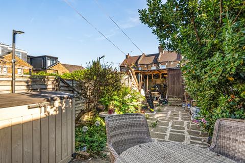 2 bedroom terraced house for sale, Merton Road, Enfield