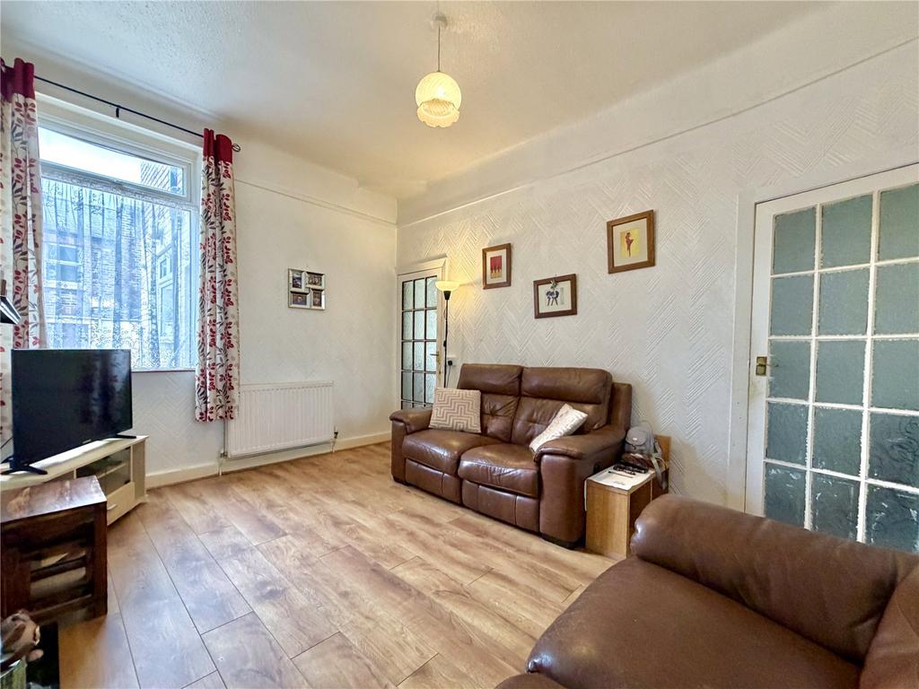 House in Walton - View 4
