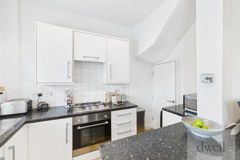 1 bedroom in a house share to rent, Swinnow Road, Bramley, Leeds, LS13