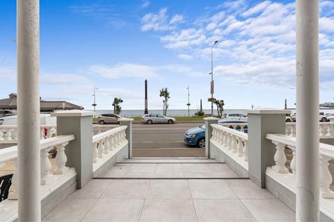 2 bedroom apartment for sale, 14 Century Court Queens Promenade Douglas IM2