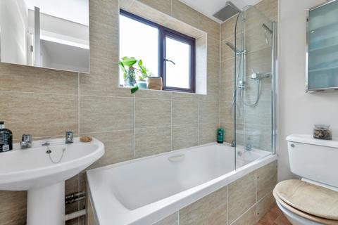 2 bedroom semi-detached house for sale, Weston Way, Newmarket CB8
