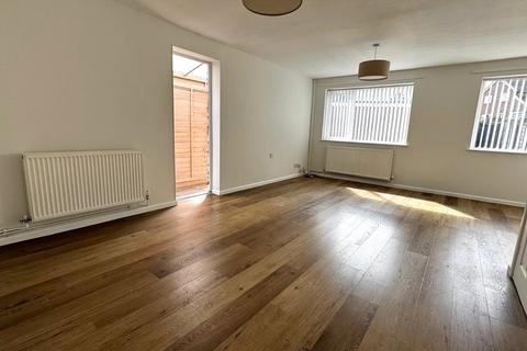 3 bedroom end of terrace house to rent, Haygate Road, Wellington, Telford, Shropshire, TF1