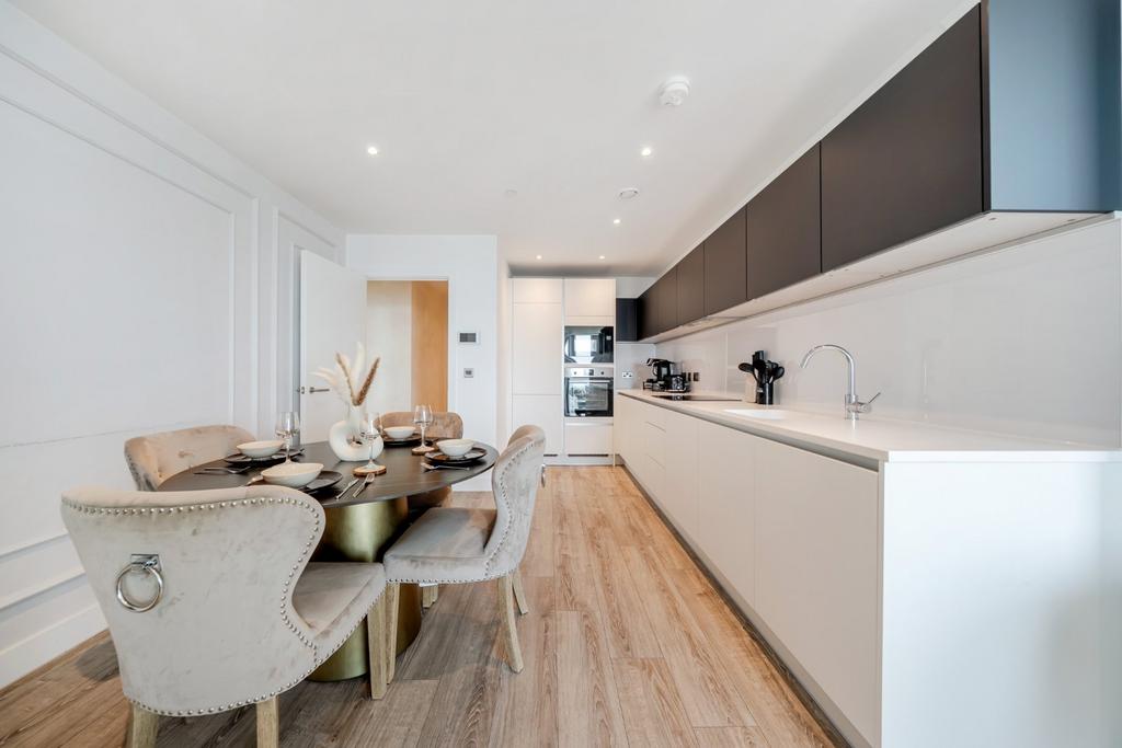 Apartment in Greater Manchester - View 5