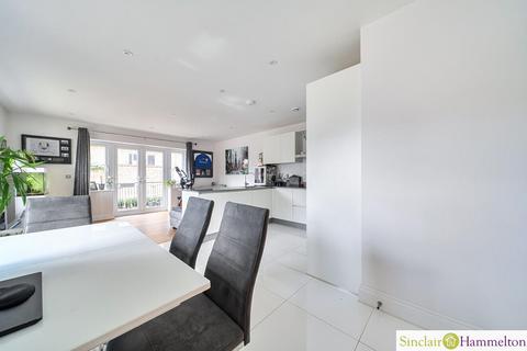 1 bedroom ground floor flat for sale, Bickley Park Road, Bickley