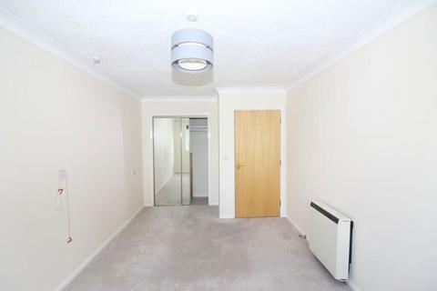 1 bedroom apartment for sale, Collingwood Court, Royston, Hertfordshire, SG8 7BY