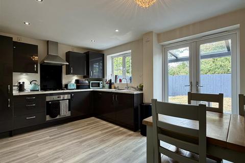 3 bedroom semi-detached house for sale, Mantella Drive, Hereford
